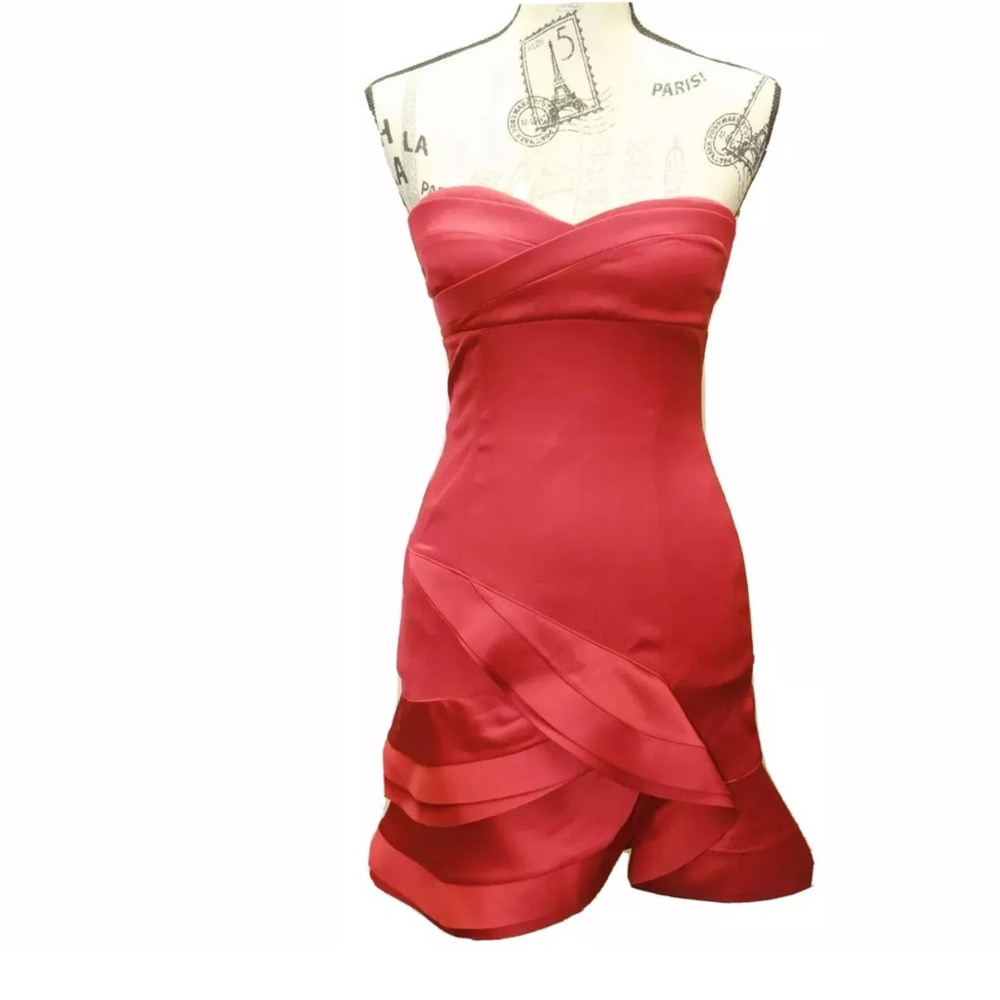 BCBG Max Azria Strapless Cocktail Dress Size 0 Red